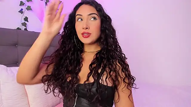 charlotte james0 online show from 03.02.25