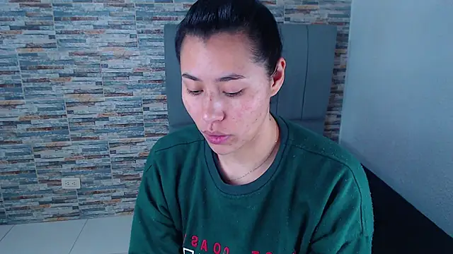  joy yva online show from 10.09.25