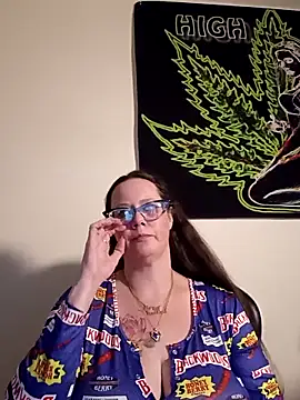 TheGoldenLotus online show from 03.05.25