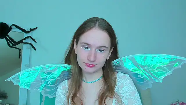 Snapshot of L1ittle_kitty_ chatting on 11.09.25 L1ittle kitty online show from 11.09.25