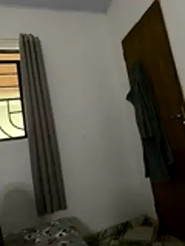 Snapshot of Fenix1002 chatting on 10.20.25 Fenix1002 online show from 10.20.25