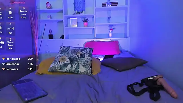 Lucy Williiams online show from 02.22.25