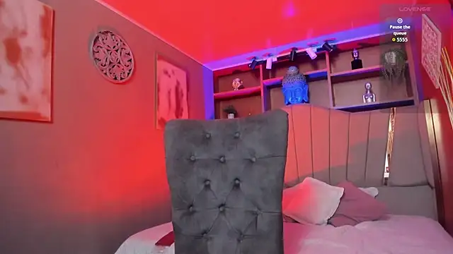 Lucy Williiams online show from 10.31.25