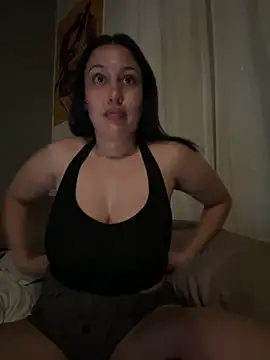 Snapshot of lonelylexxxie chatting on 10.14.25 lonelylexxxie online show from 10.14.25