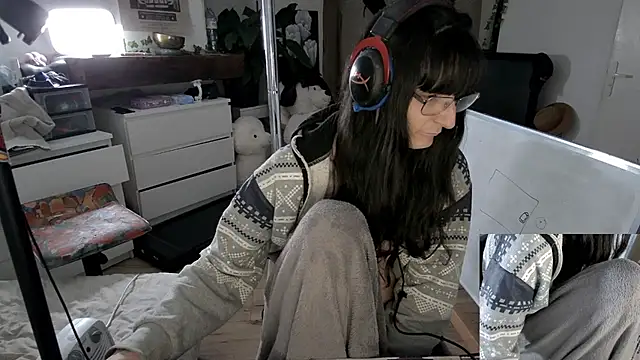 Snapshot of CeriseLapine chatting on 01.06.26 CeriseLapine online show from 01.06.26