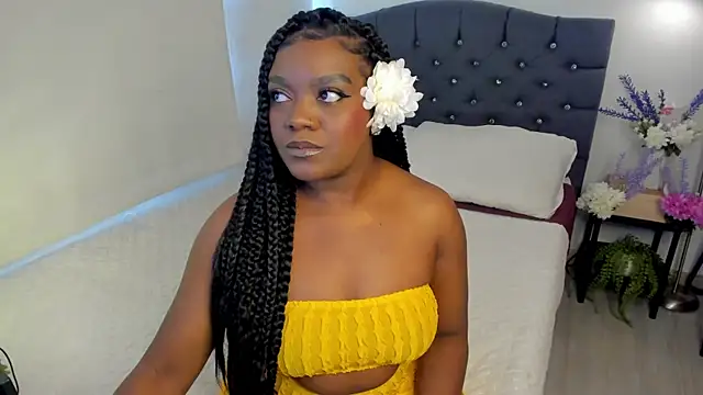 Snapshot of Im_Maria chatting on 09.23.25 Im Maria online show from 09.23.25