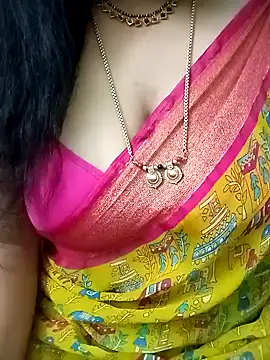 Snapshot of your-sameera chatting on 02.12.25 your-sameera online show from 02.12.25