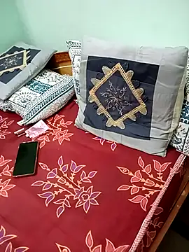 Snapshot of your-sameera chatting on 02.14.25 your-sameera online show from 02.14.25