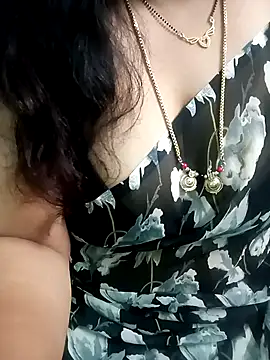 Snapshot of your-sameera chatting on 02.22.25 your-sameera online show from 02.22.25