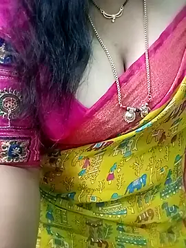 Snapshot of your-sameera chatting on 02.25.25 your-sameera online show from 02.25.25