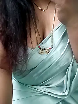 Snapshot of your-sameera chatting on 02.28.25 your-sameera online show from 02.28.25