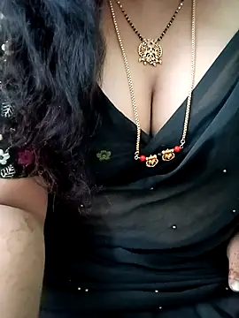 Snapshot of your-sameera chatting on 03.21.25 your-sameera online show from 03.21.25