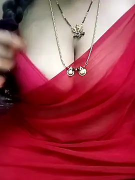 Snapshot of your-sameera chatting on 09.11.25 your-sameera online show from 09.11.25