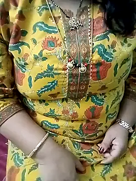 Snapshot of your-sameera chatting on 09.17.25 your-sameera online show from 09.17.25