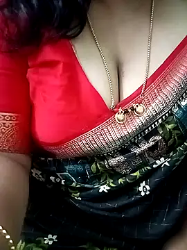 Snapshot of your-sameera chatting on 09.22.25 your-sameera online show from 09.22.25