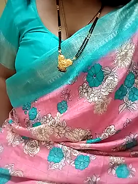 Snapshot of your-sameera chatting on 10.13.25 your-sameera online show from 10.13.25