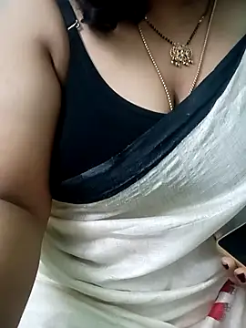 Snapshot of your-sameera chatting on 10.15.25 your-sameera online show from 10.15.25