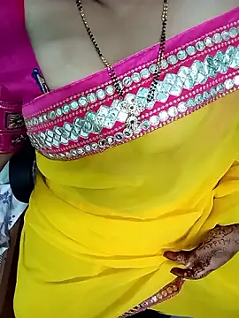 Snapshot of your-sameera chatting on 10.22.25 your-sameera online show from 10.22.25