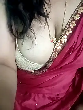 Snapshot of your-sameera chatting on 11.14.25 your-sameera online show from 11.14.25