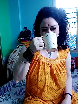 Snapshot of Raja_Ranii chatting on 02.16.25 Raja Ranii online show from 02.16.25