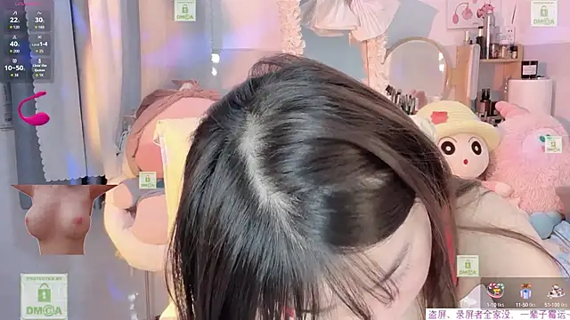 Snapshot of Carly_1 chatting on 09.25.25 Carly 1 online show from 09.25.25