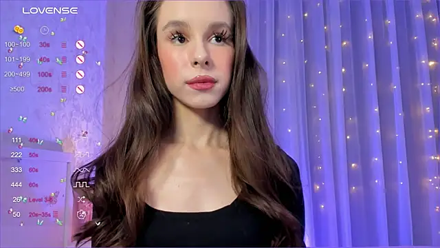 Snapshot of Minusvibe chatting on 12.27.24 Minusvibe online show from 12.27.24