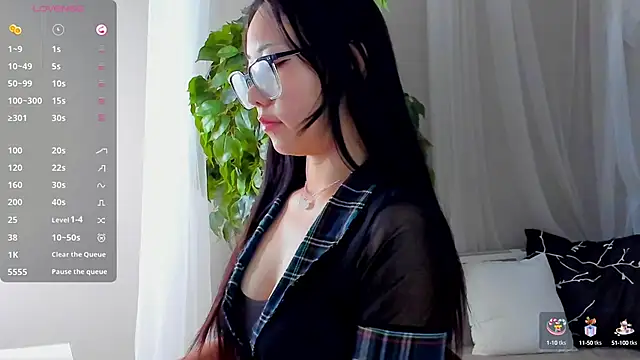 Snapshot of Inari_Okami_ chatting on 03.23.25 Inari Okami online show from 03.23.25