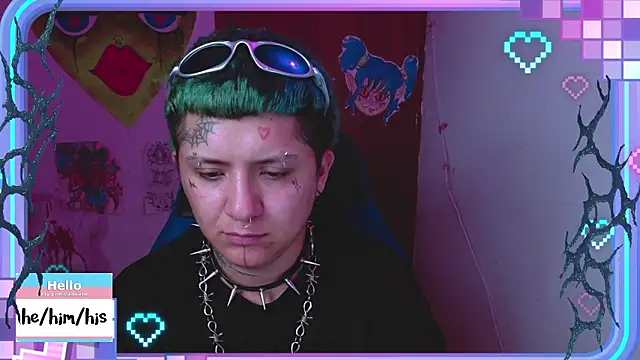 Snapshot of masterkevinftm chatting on 02.14.25 masterkevinftm online show from 02.14.25