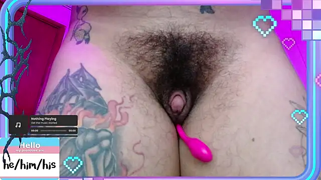 Snapshot of masterkevinftm chatting on 12.21.25 masterkevinftm online show from 12.21.25