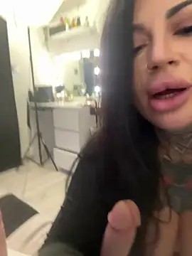 krysstal003 online show from 01.05.25