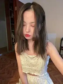 Snapshot of lalallalalaa- chatting on 02.18.25 lalallalalaa- online show from 02.18.25