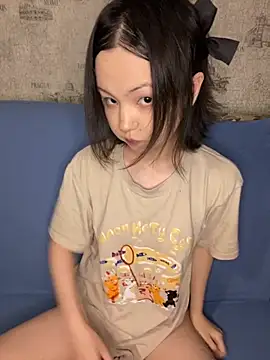 Snapshot of lalallalalaa- chatting on 09.25.25 lalallalalaa- online show from 09.25.25