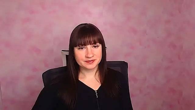 Snapshot of Violla_My chatting on 12.27.24 Violla My online show from 12.27.24