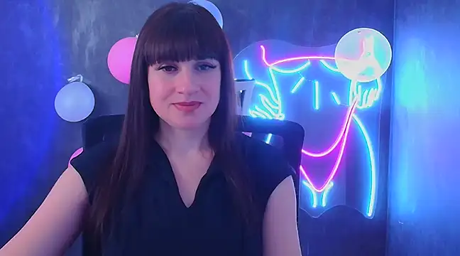 Snapshot of Violla_My chatting on 02.16.25 Violla My online show from 02.16.25