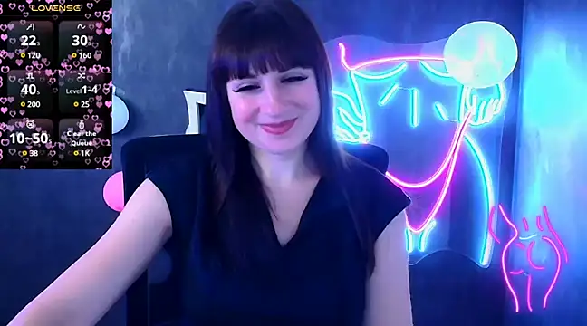 Snapshot of Violla_My chatting on 03.14.25 Violla My online show from 03.14.25