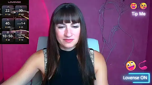 Snapshot of Violla_My chatting on 09.13.25 Violla My online show from 09.13.25