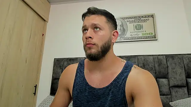 Snapshot of BastianFerrari chatting on 12.19.24 BastianFerrari online show from 12.19.24