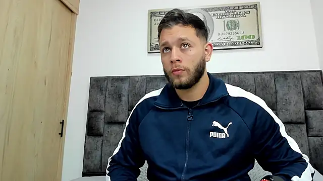 Snapshot of BastianFerrari chatting on 02.17.25 BastianFerrari online show from 02.17.25