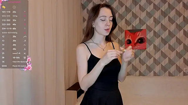 Snapshot of EvaBradley chatting on 03.11.25 EvaBradley online show from 03.11.25