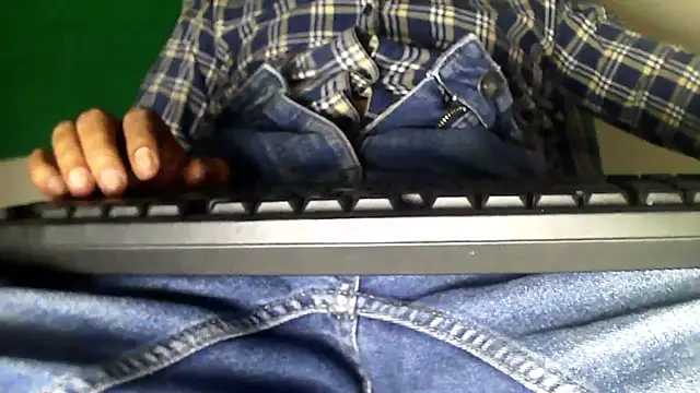 GO LALA online show from 03.20.25