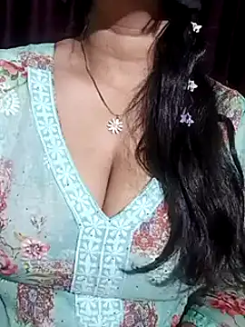 Anamika Kapoor online show from 02.23.25
