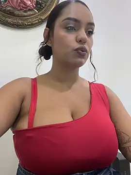 Snapshot of Sara-77 chatting on 05.21.26 Sara-77 online show from 05.21.26