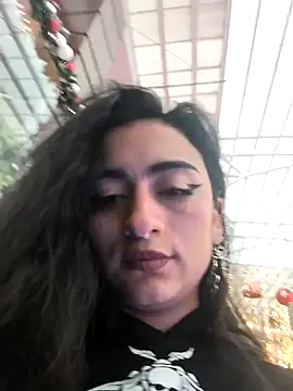 Lila Desiree online show from 11.26.25