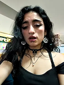 Lila Desiree online show from 01.12.26