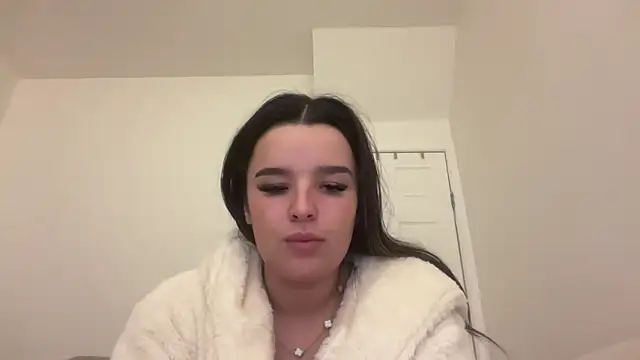 Snapshot of maisiesmithx chatting on 01.29.25 maisiesmithx online show from 01.29.25