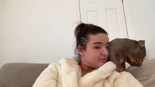 Snapshot of maisiesmithx chatting on 02.04.25 maisiesmithx online show from 02.04.25