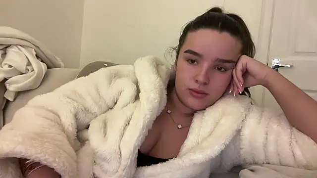 Snapshot of maisiesmithx chatting on 02.05.25 maisiesmithx online show from 02.05.25