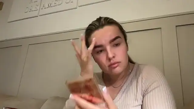 Snapshot of maisiesmithx chatting on 11.07.25 maisiesmithx online show from 11.07.25