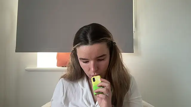 Snapshot of maisiesmithx chatting on 01.14.26 maisiesmithx online show from 01.14.26