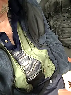 Snapshot of loverboyxxx69 chatting on 03.12.25 loverboyxxx69 online show from 03.12.25